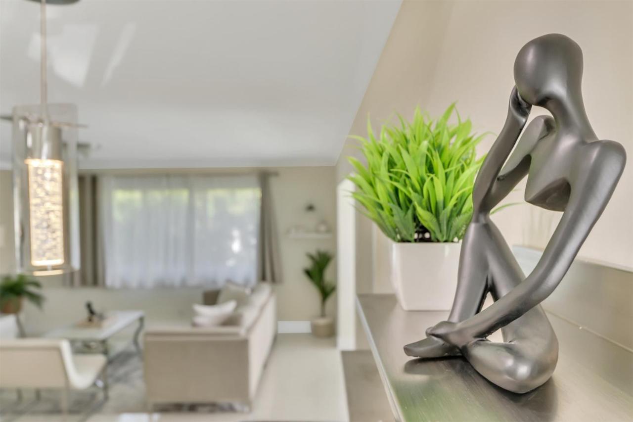 Bright Pompano Beach With Pool Access Zewnętrze zdjęcie