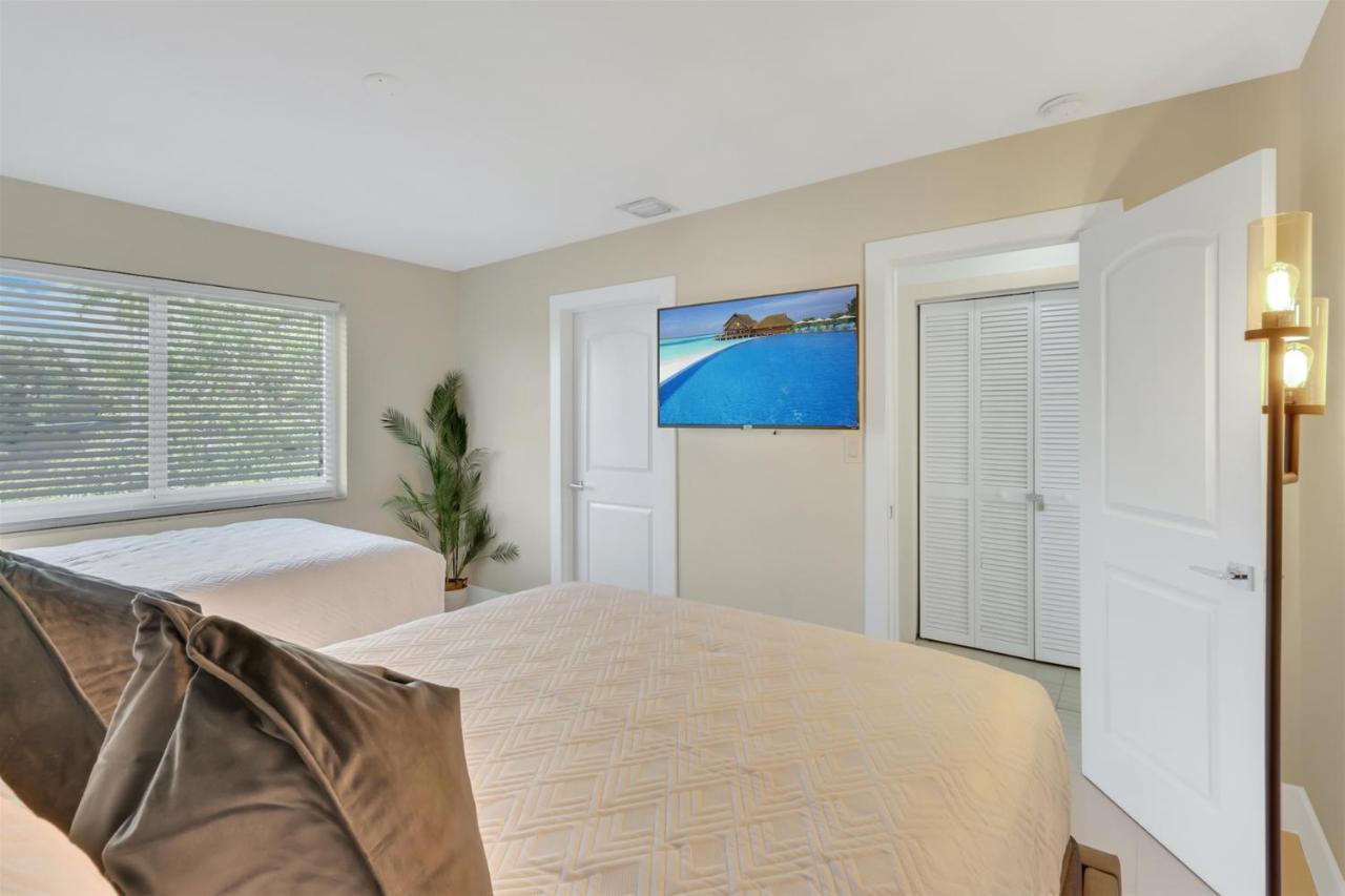 Bright Pompano Beach With Pool Access Zewnętrze zdjęcie